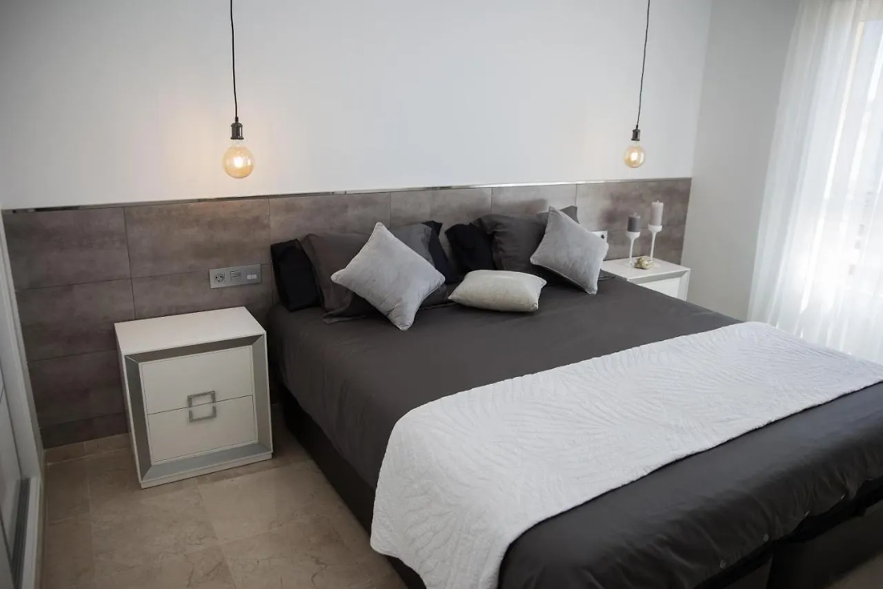 Spacious 200 Sq.M. Penthouse With Sea View Terraces Torremolinos Spanje