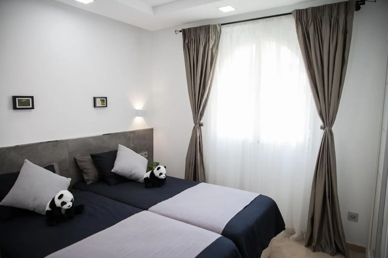 Spacious 200 Sq.M. Penthouse With Sea View Terraces Torremolinos