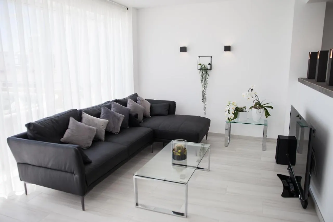 Spacious 200 Sq.M. Penthouse With Sea View Terraces Torremolinos 0*,